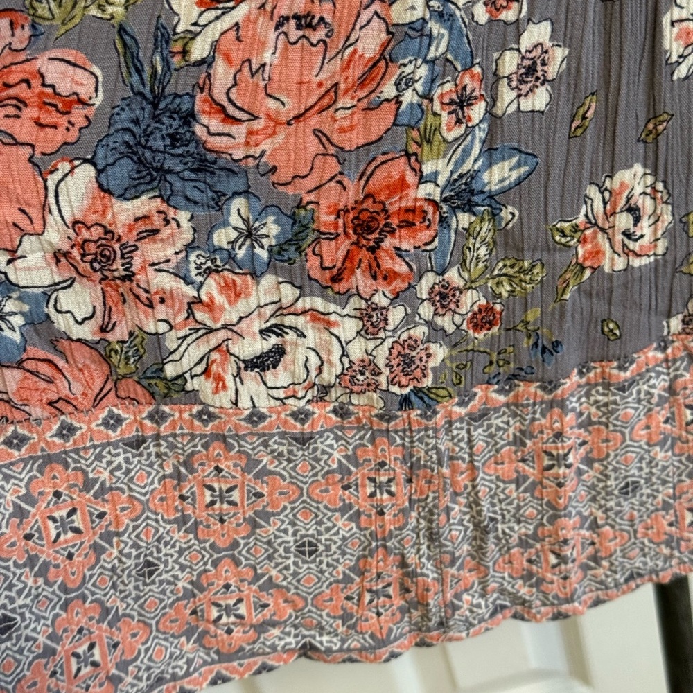 Angie Floral Mini Dress in Gray with Coral and Navy elastic high waist. S - Picture 7 of 7